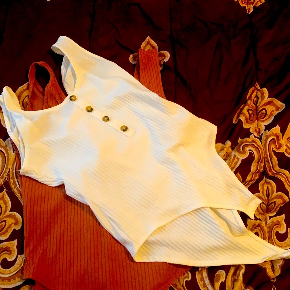 Women’s tops.